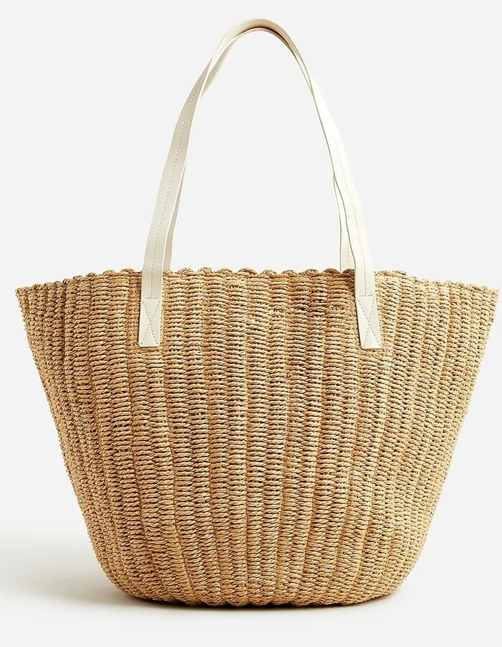 Woven straw market tote