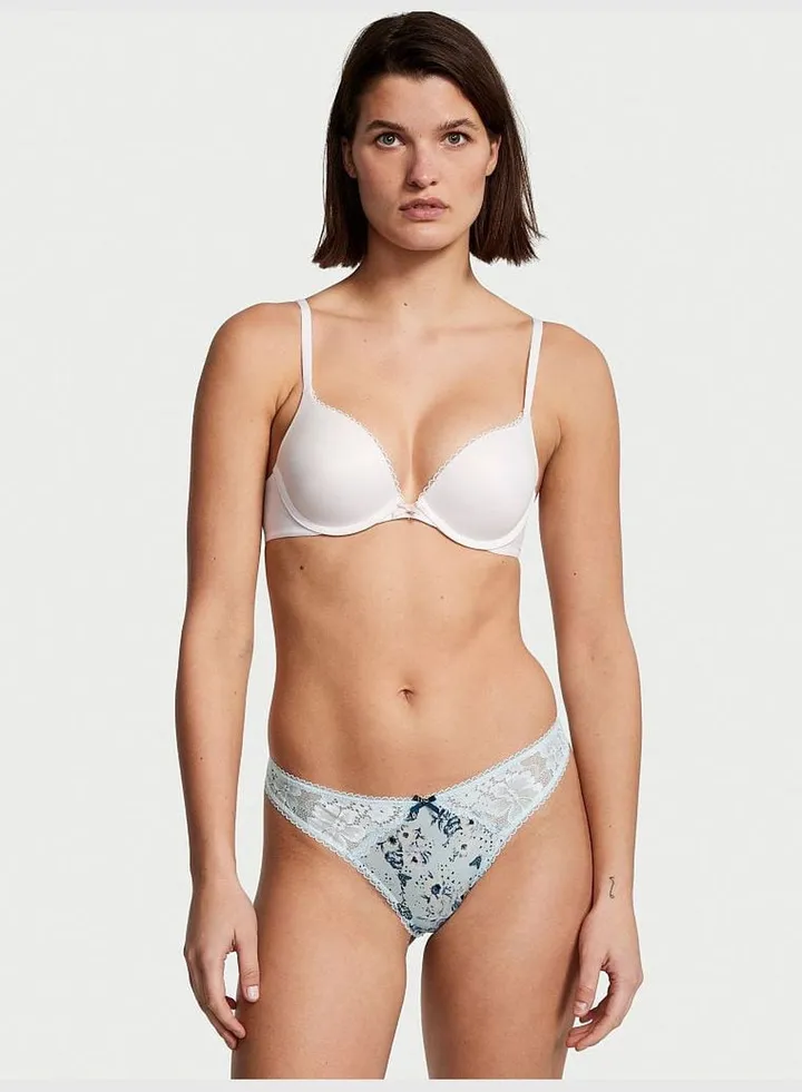 Smooth & Lace Thong Panty