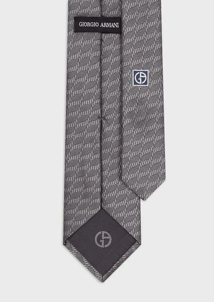 Pure silk jacquard tie