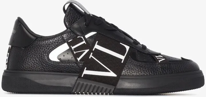 Black VL7N Low Top Leather Sneakers