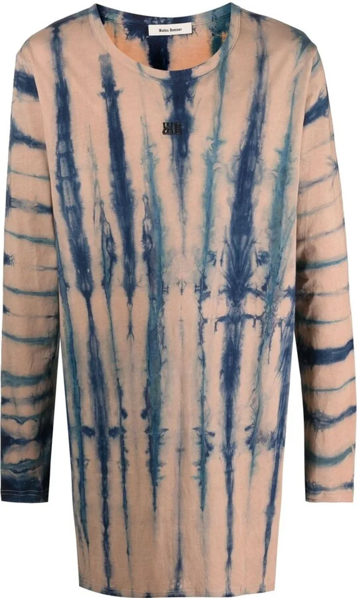 oversized tie-dye T-shirt