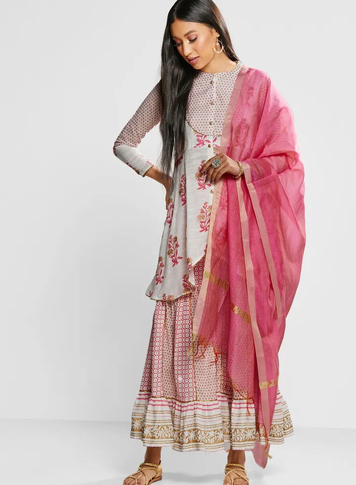 Lace Detail Dupatta