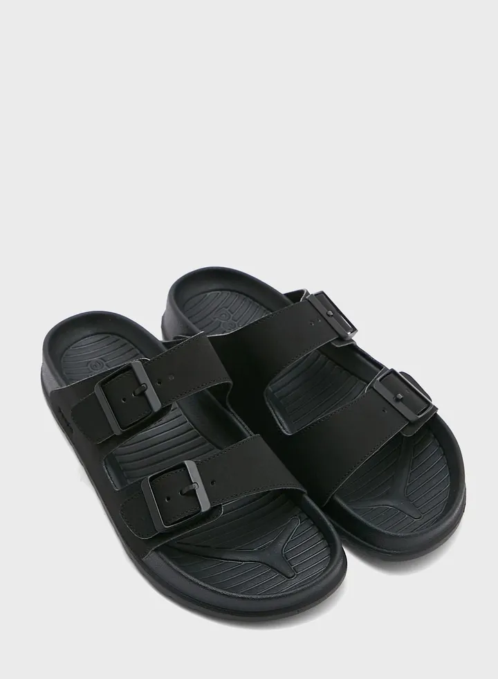 Lennon Low Top Sneakers