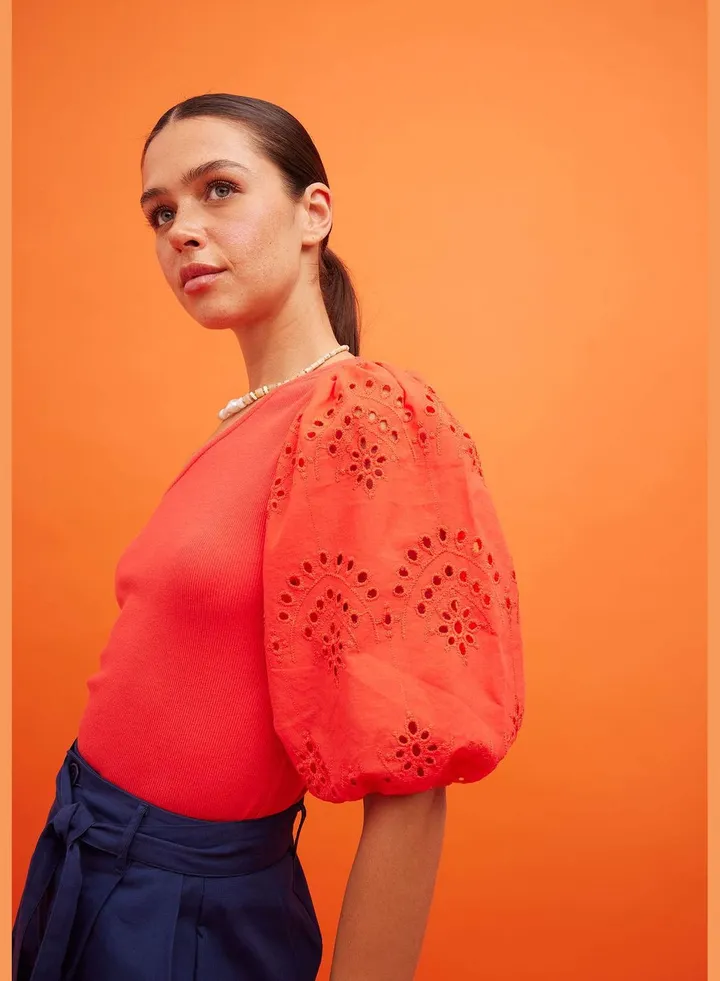 Woman Slim Fit One Shoulder Short Sleeve Knitted Short Sleeve T-Shirt