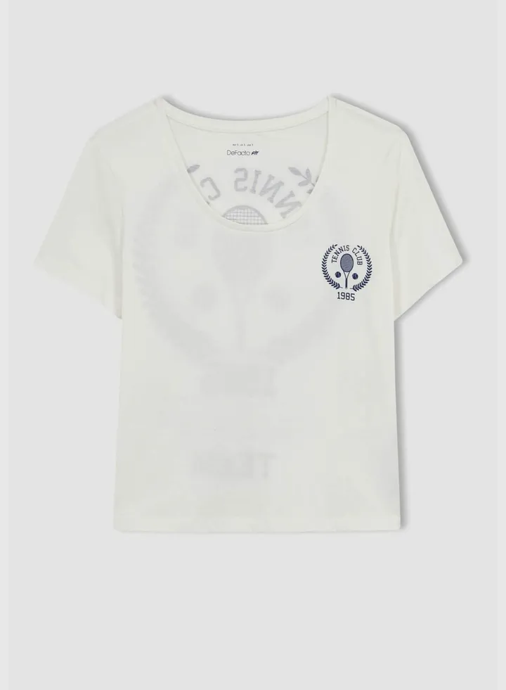Woman Crew Neck Knitted Short Sleeve T-Shirt