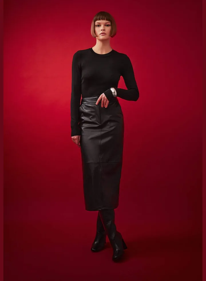 Woman Pencil Skirt Knitted Skirt