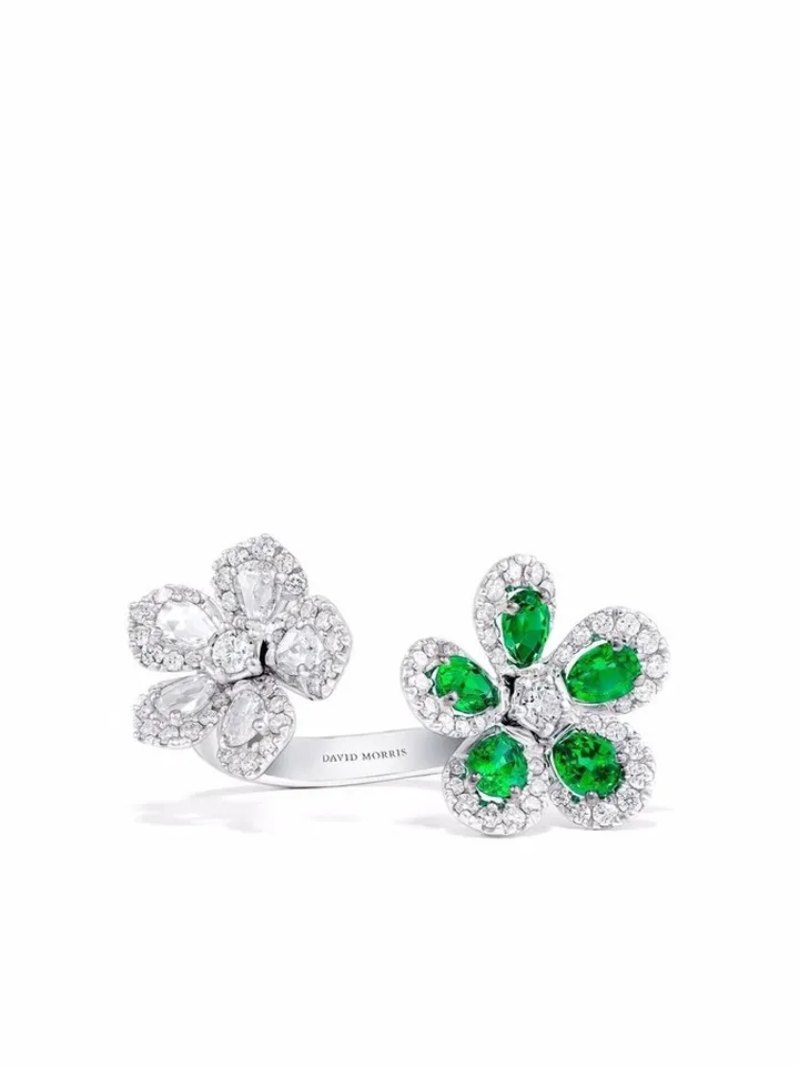 18kt white gold Miss Daisy emerald and diamond ring