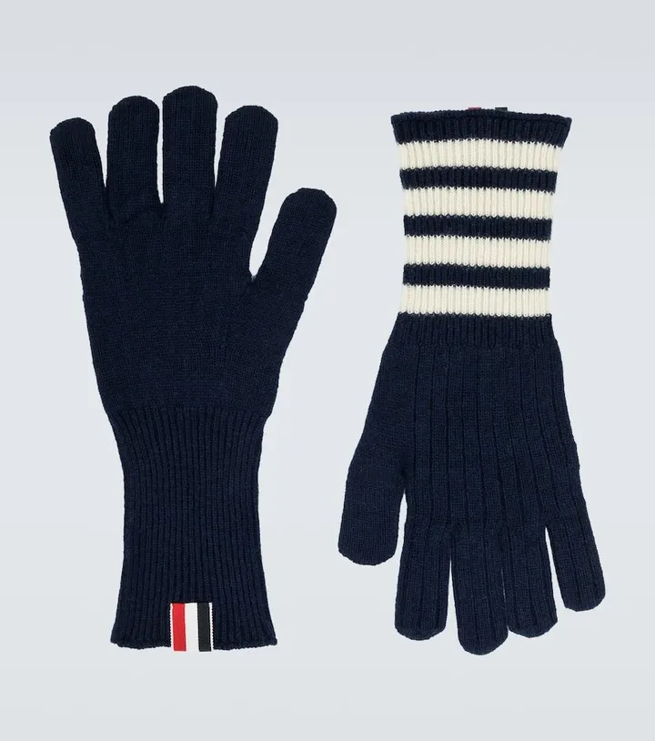 Cashmere gloves