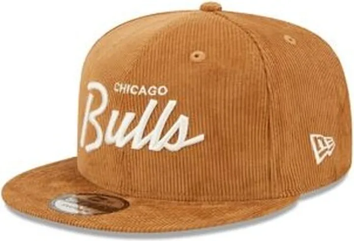 New Era 9FIFTY Cordscript Chicago Bulls Fitted Hat