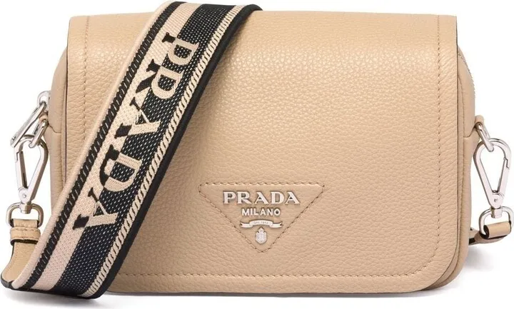 Logo-Plaque Leather Shoulder Bag