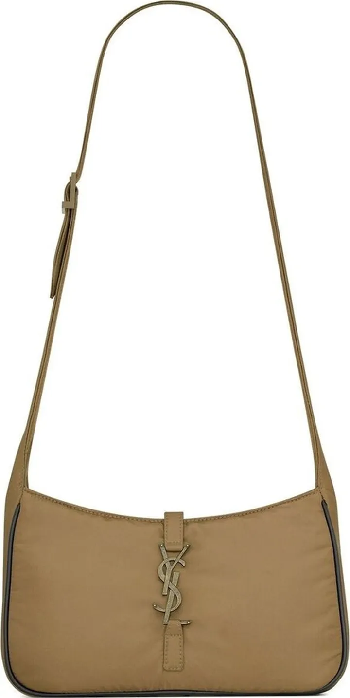 Le 5 à 7 logo-buckle shoulder bag