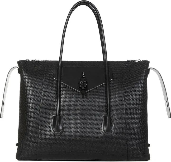 Antigona Lock Soft Large Handbag