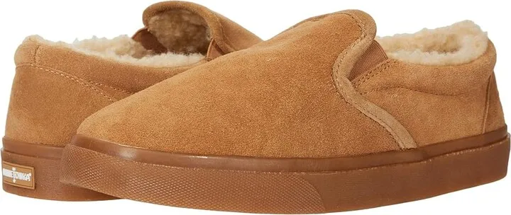 Minnetonka Alden (Cinnamon) Men's Shoes