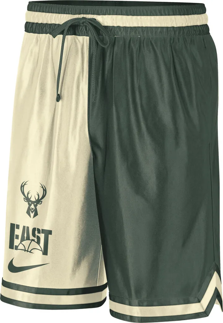 Milwaukee Bucks Courtside Nike Men's Dri-FIT NBA Graphic Shorts in Green