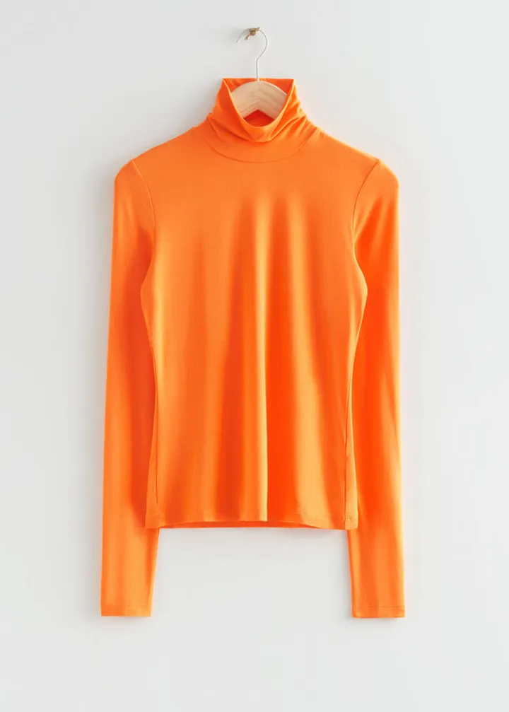 Fitted Turtleneck Top