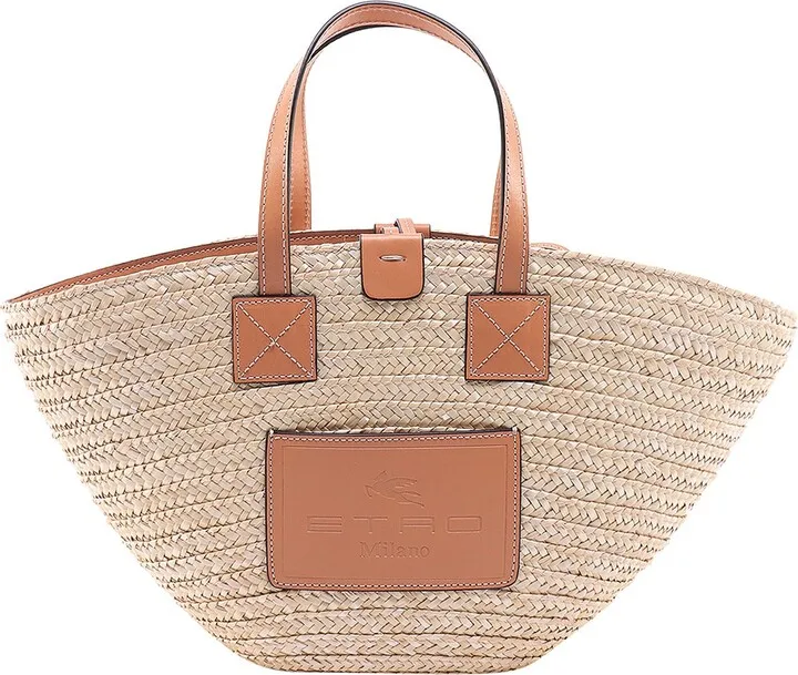 Straw handbag with logo patch