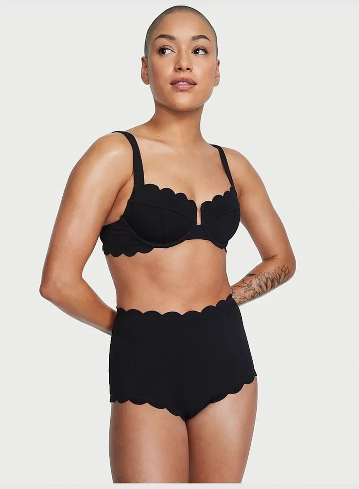 Scallop Full Coverage Bikini Top