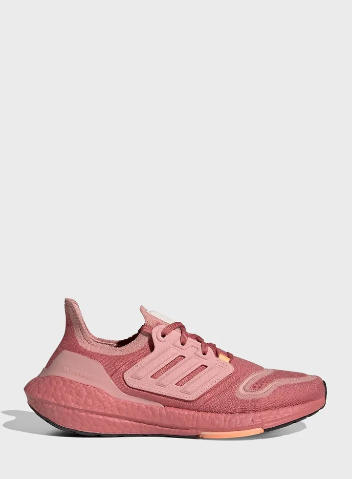 Ultraboost 22 W