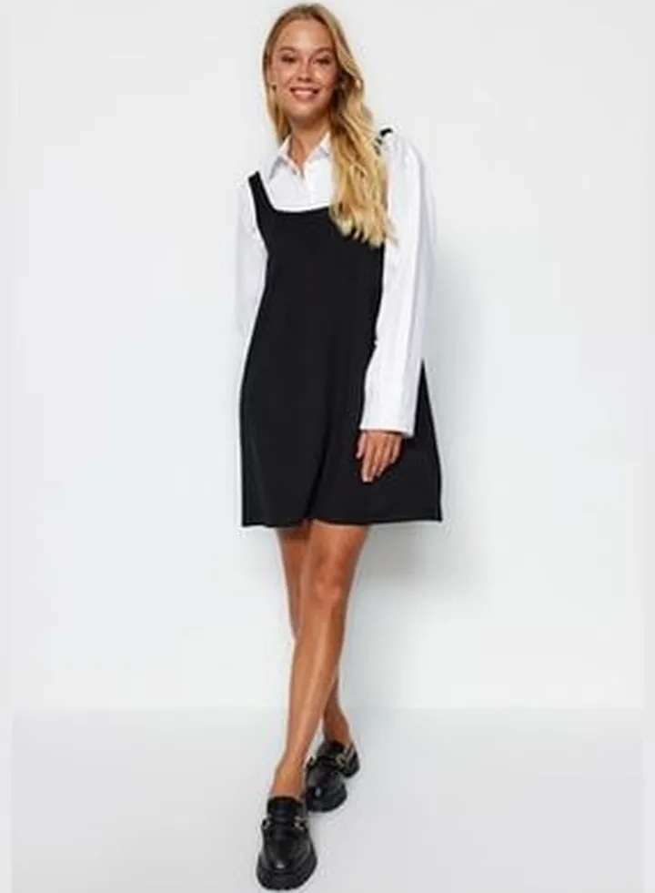 Black Gilet Skater/Knitted Waistcoat Dress TWOAW24EL00245