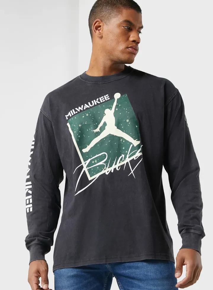 Milwaukee Bucks Statement Logo T-Shirt