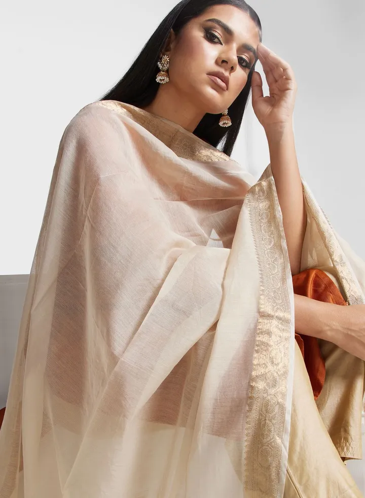 Silk Detail Dupatta