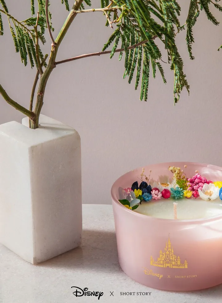 Disney Alice In Wonderland Candle