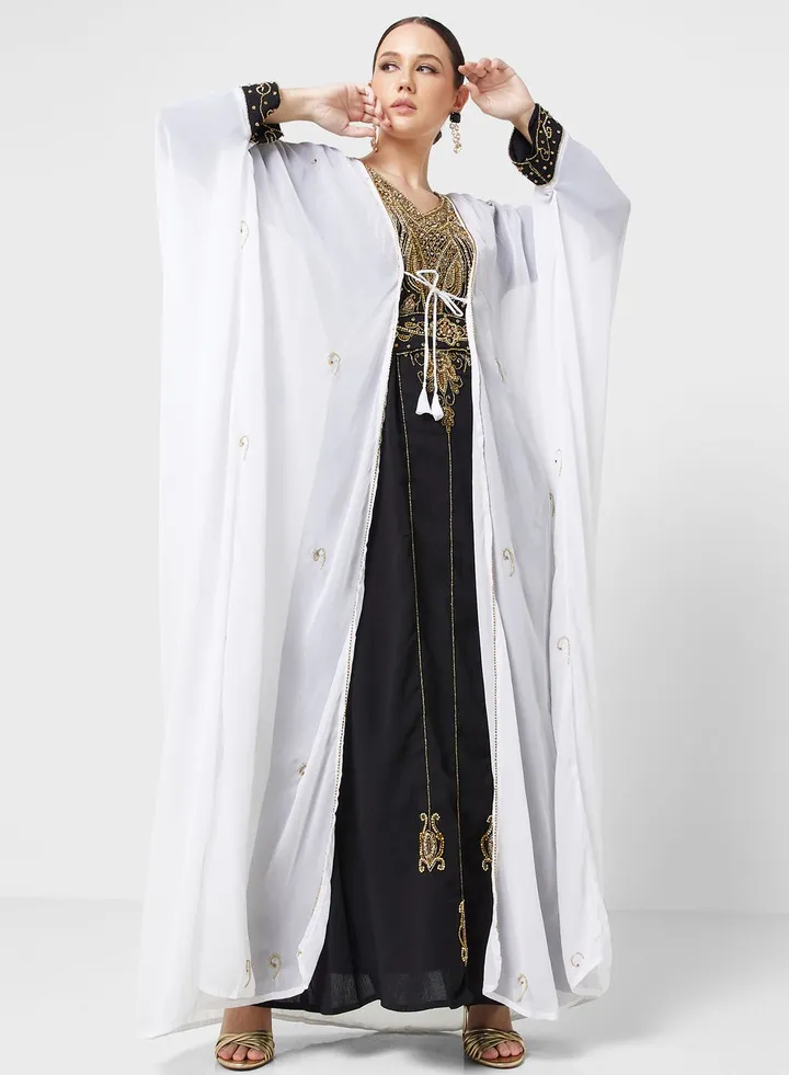 Embellished V- Neck Jalabiya