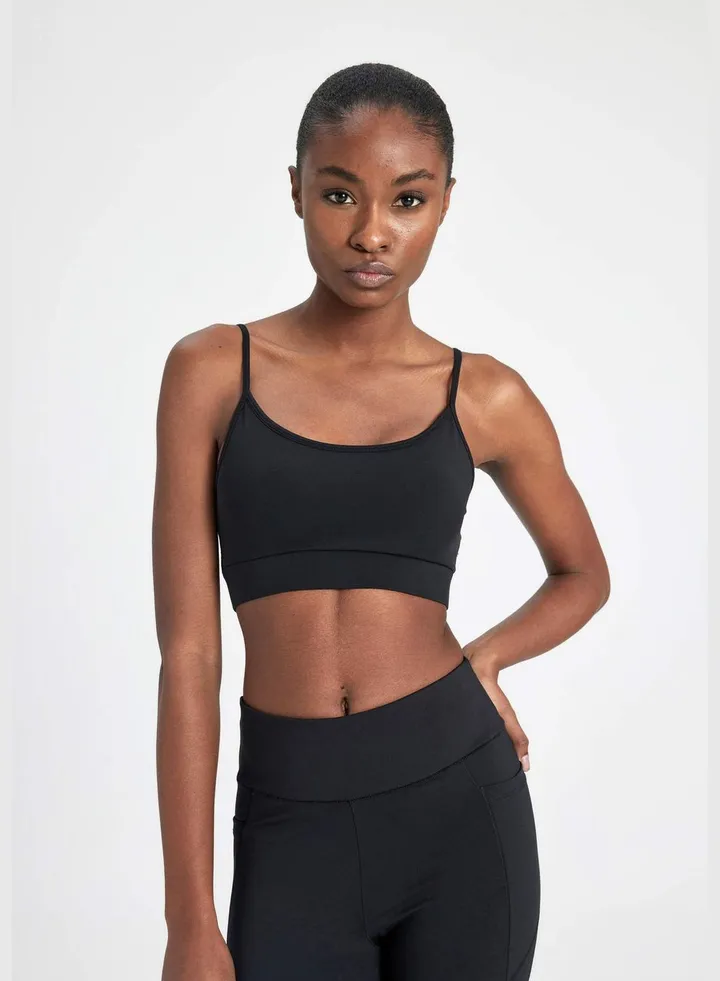 Woman Strappy Full Padded Sports Bra