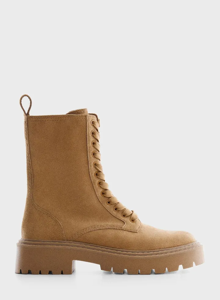 Cari Boots