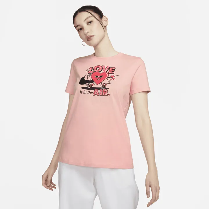 Women's Nike Sportswear Short-Sleeve T-Shirt in Pink