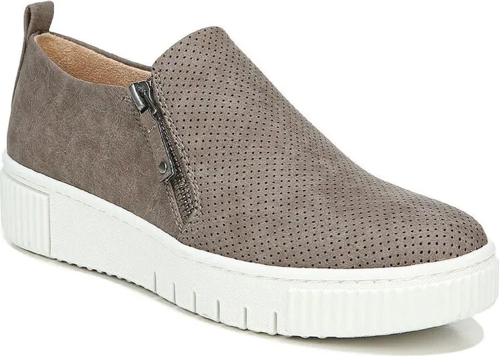 Turner Womens Faux Leather Camouflage Slip-On Sneakers
