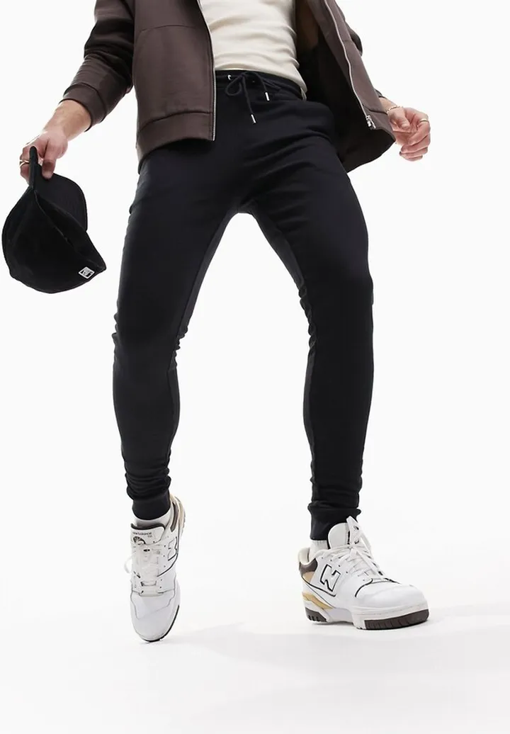 ASOS DESIGN skinny sweatpants in black