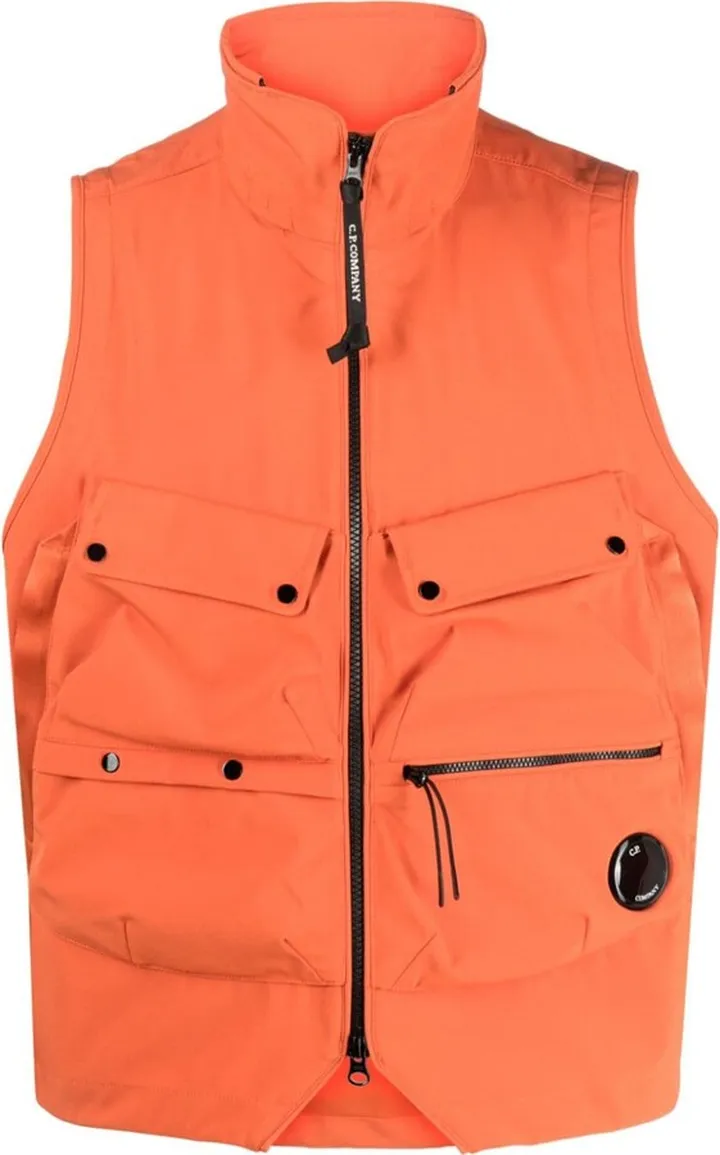 Lens-detail multi-pocket vest