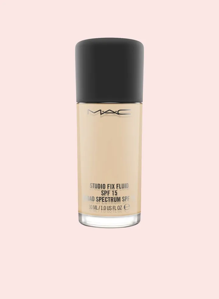 Studio Fix Fluid SPF 15 Foundation - NC15
