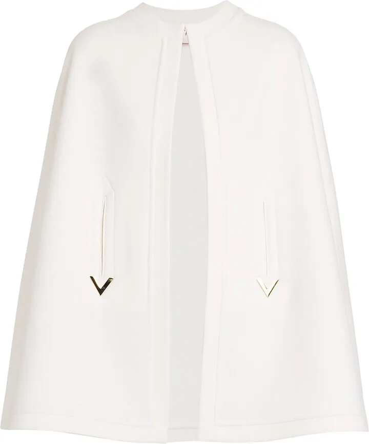 Compact Drap Wool Cape