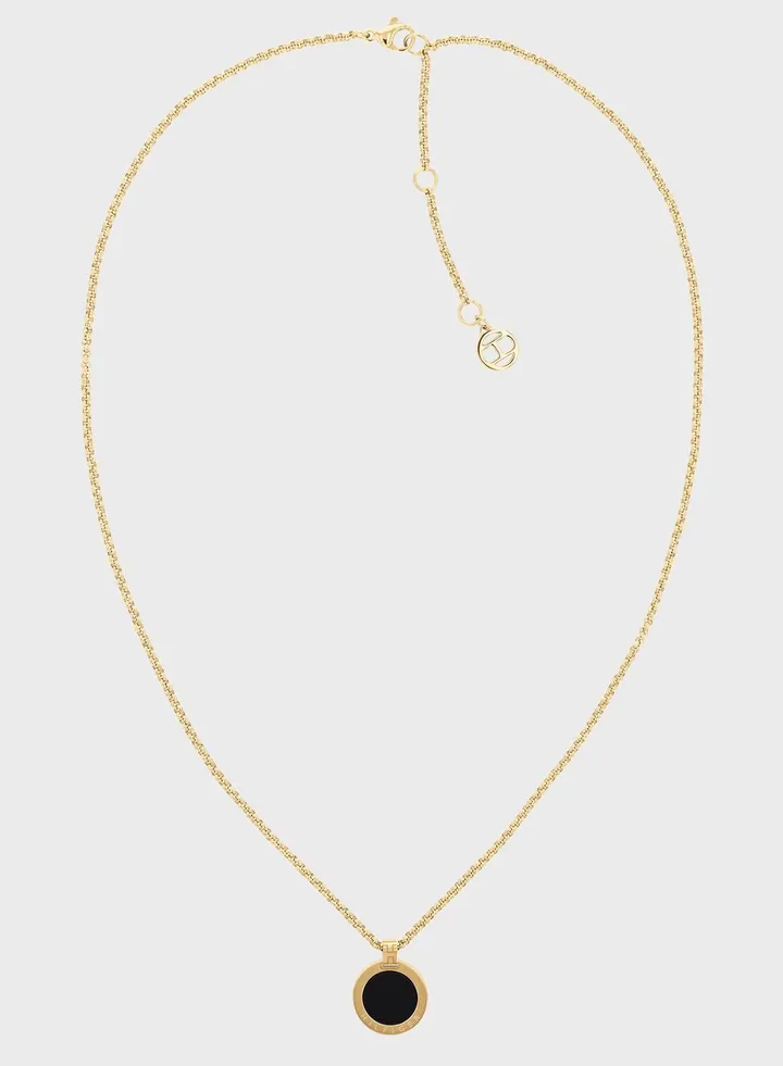Iconic Circle Necklace