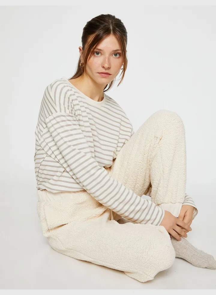 Plush Pocket detail Jogger Sweatpants
