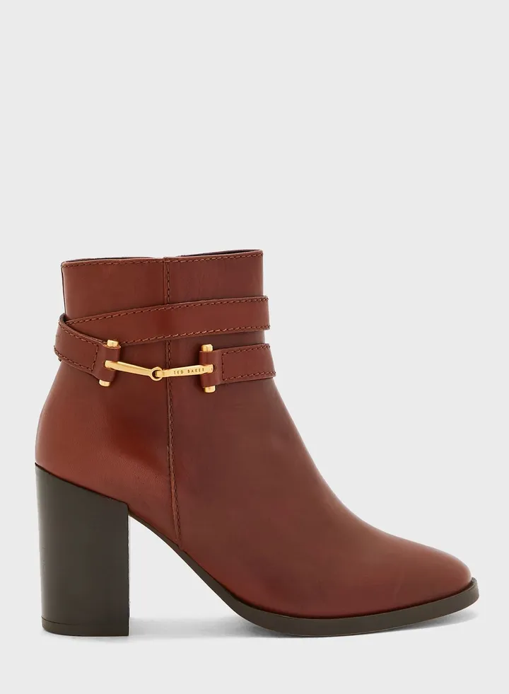 Anisea Ankle Boots