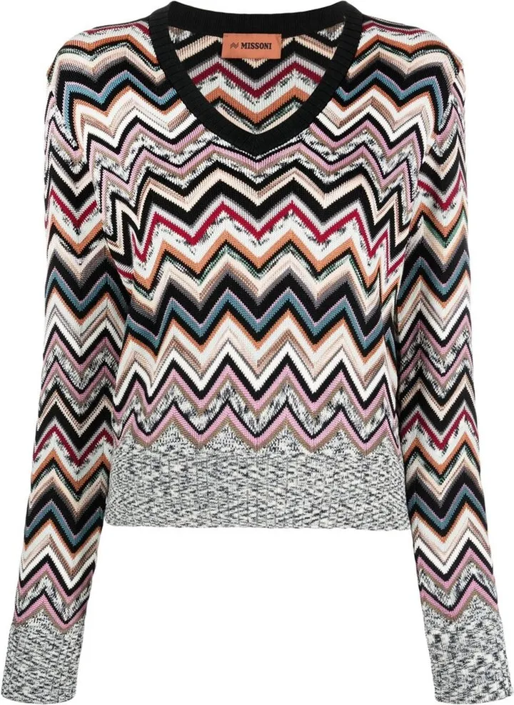 zigzag-woven V-neck jumper