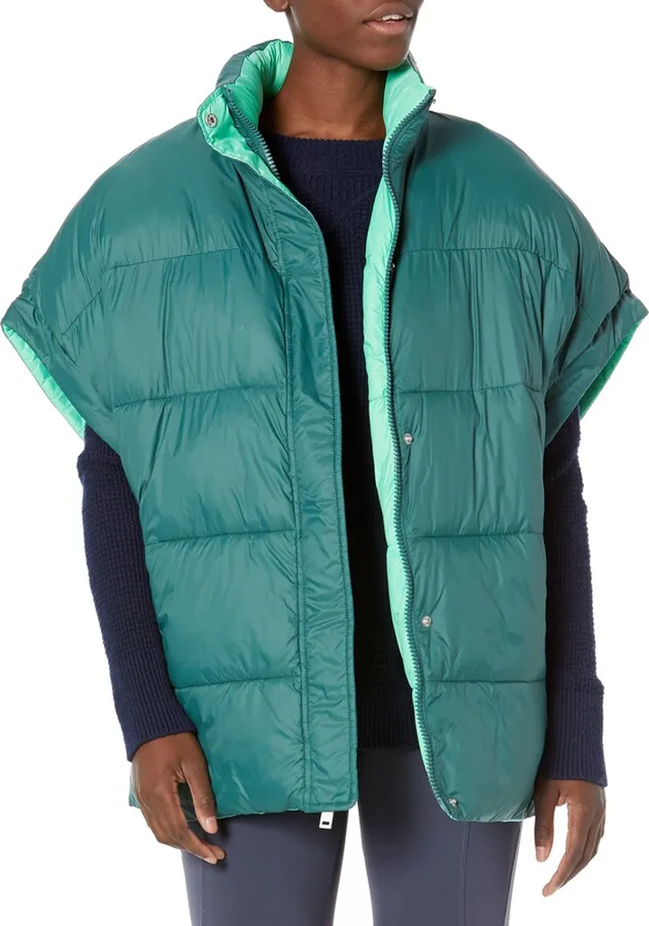 UGG womens Sydnee Reversible Puffer Vest Coat
