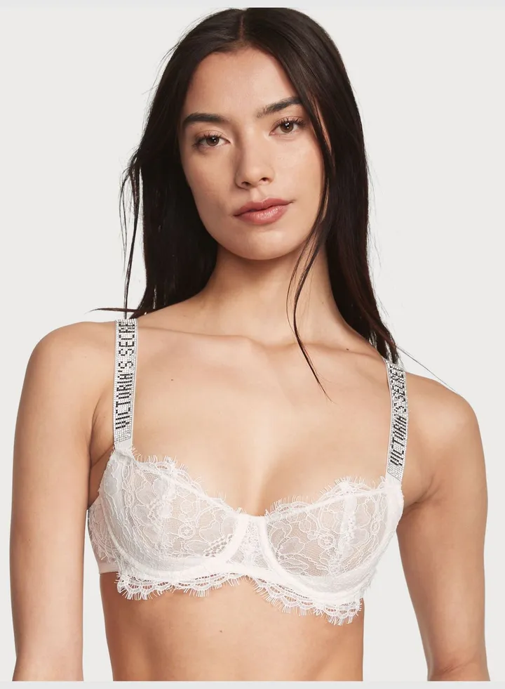 Very Sexy Wicked Lace Shine Strap Bra