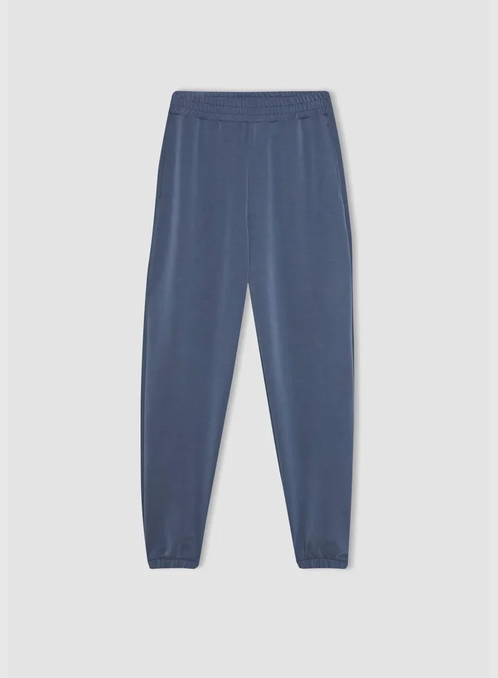 Woman Knitted Trousers