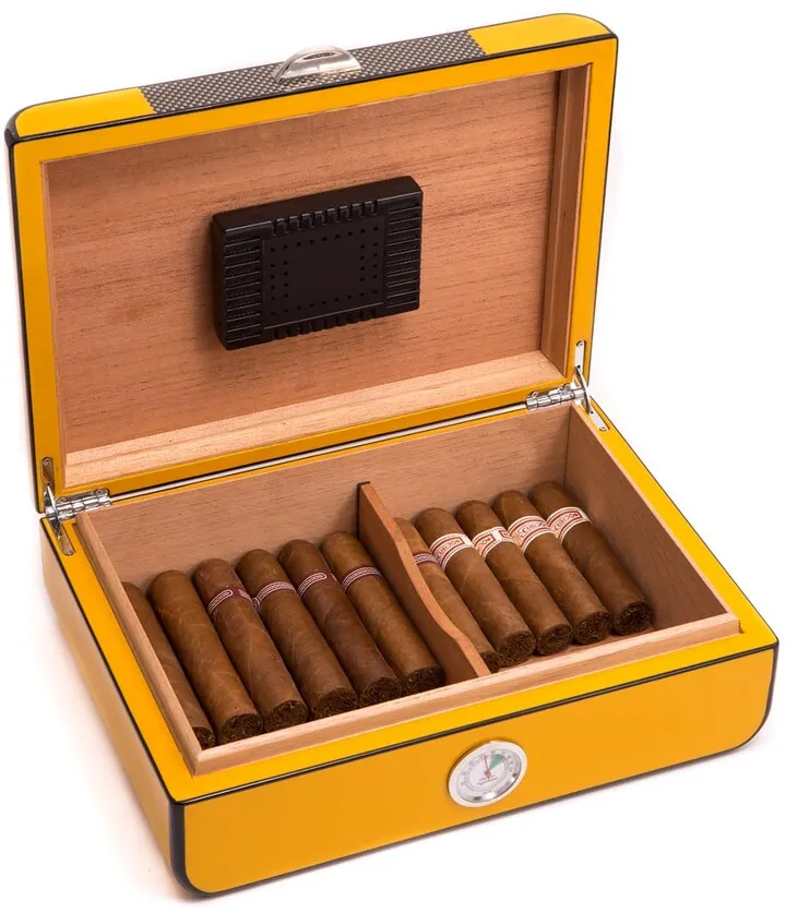 Carbon Fiber Lacquered Cigar Humidor