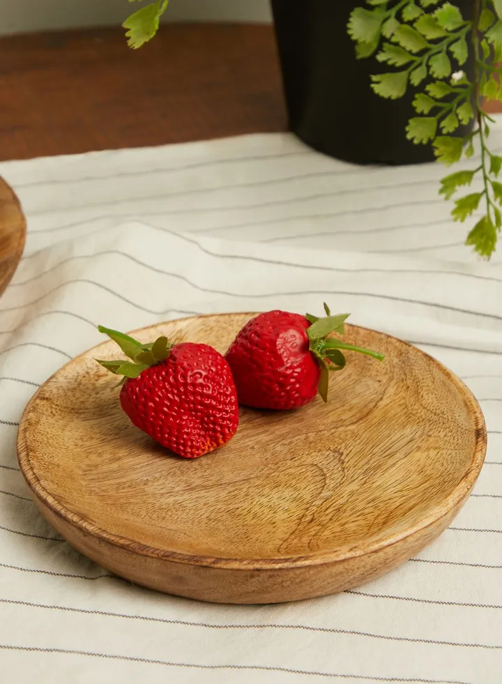 Round Wooden Plate