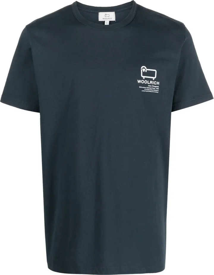 graphic-print T-shirt