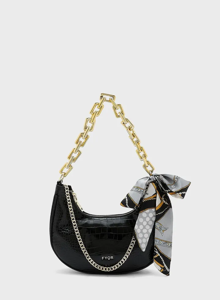 Classic Crossbody