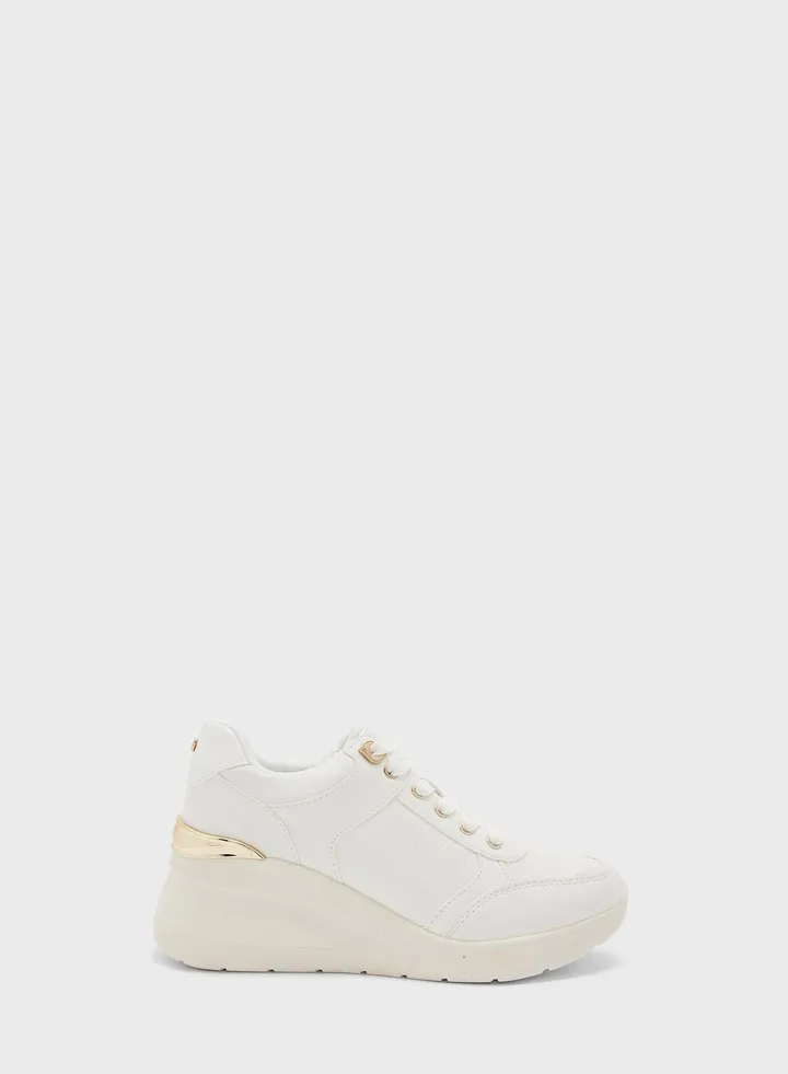 Iconistep Low Top Sneakers