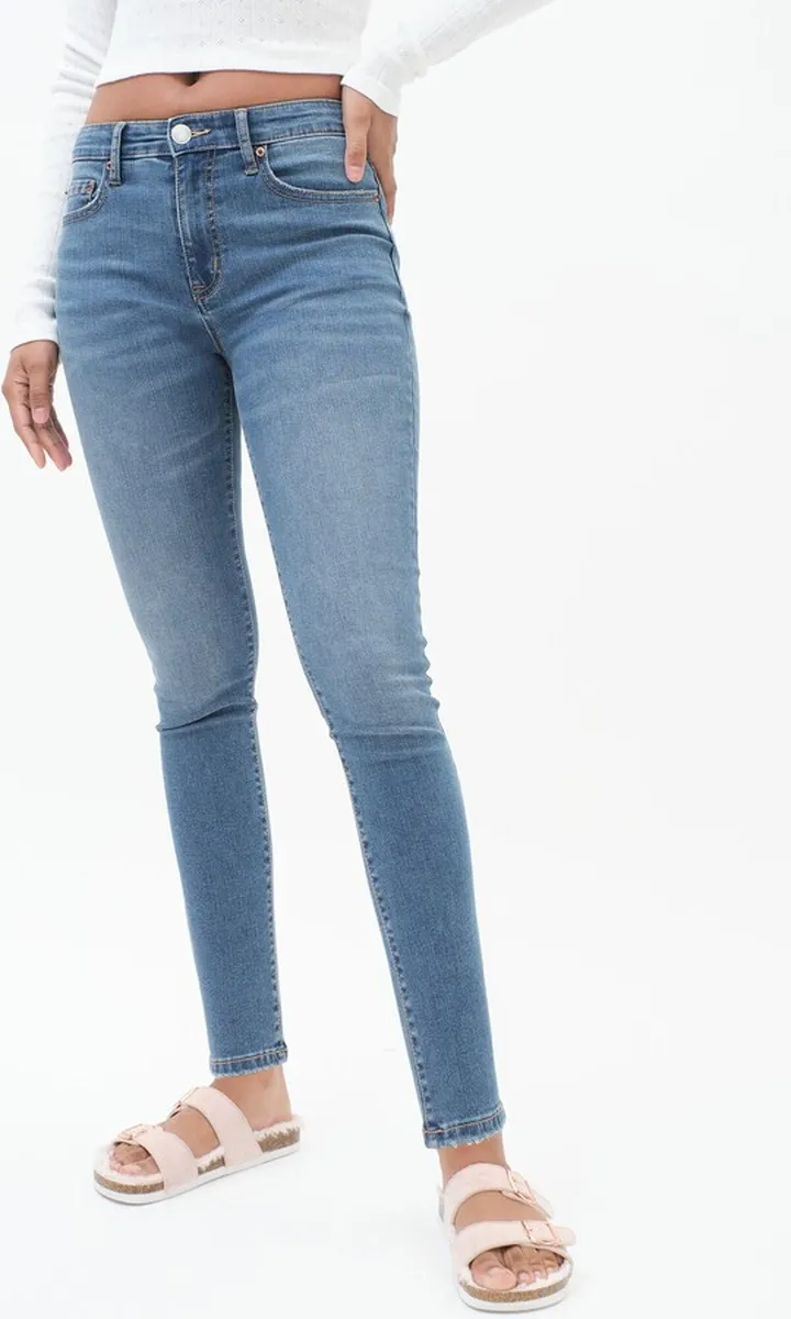 Aeropostale Womens Seriously Stretchy High-Rise Jegging