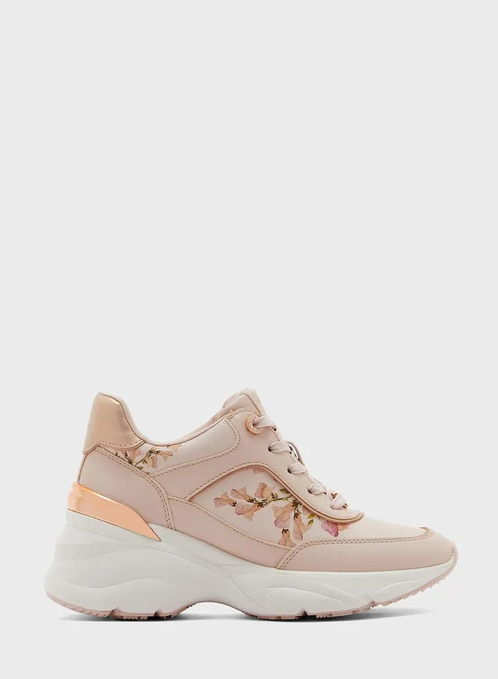 Dwissa Low Top Sneakers
