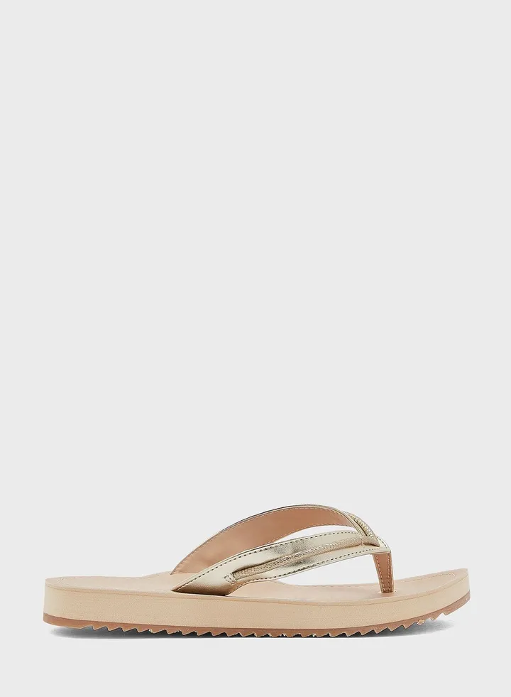 Casual Flip Flop Sandals Cream